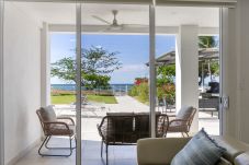 Condominium in Tempate - Beachfront Condo In Costa Rica