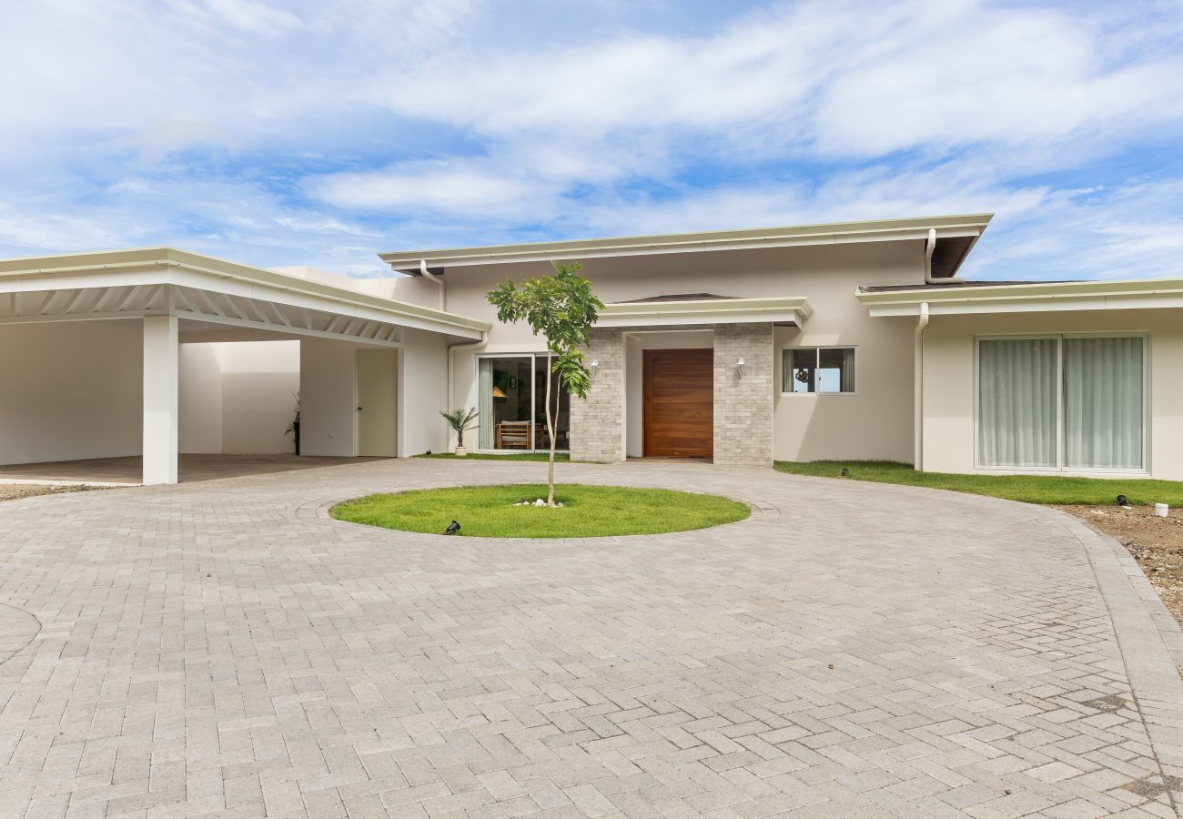 House in Playa Flamingo - Brand New Panoramic Ocean View Home
