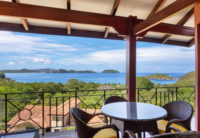 Villa in Potrero - Ocean View Villa - Infinity Pool & Near Beaches