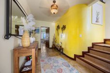 Villa in Potrero - Ocean View Villa - Infinity Pool & Near Beaches